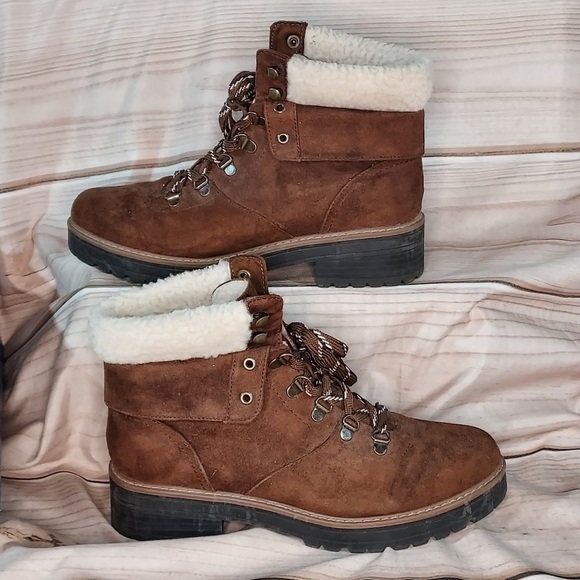 Universal Thread Target boots Karissa microsuede sherpa cuff chocolate brown 10 - Picture 3 of 12